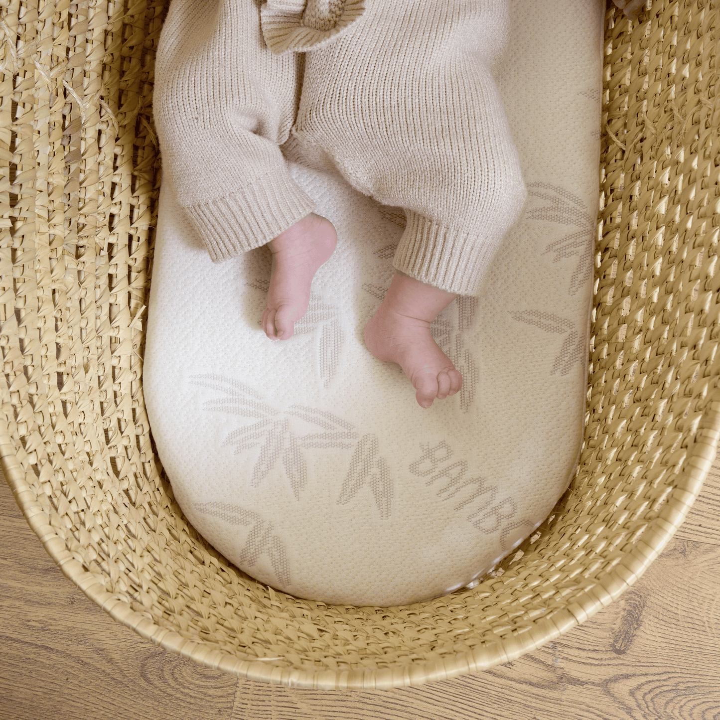 Clair De Lune Organic Palm Moses Basket - Handwoven Palm Leaf With Organic Cotton Lining For Breathable Sleep