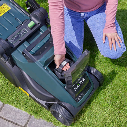 Hayter Hawk 36 60V Cordless Lawn Mower Kit