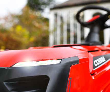 Petrol Lawn Tractor - Hydrostatic Transmission | Cobra