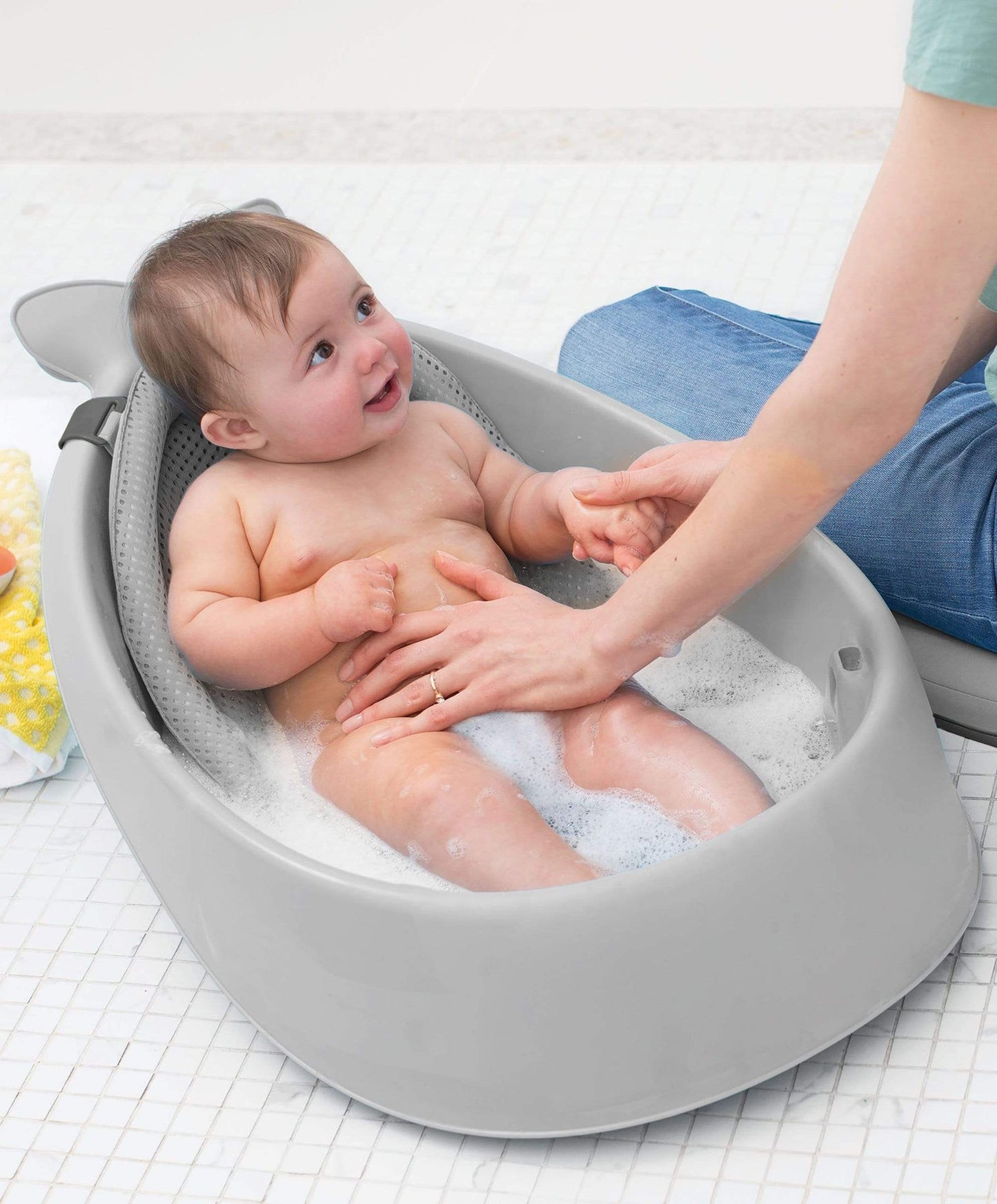 Moby 3 Stage Baby Bath - Grows With Baby Through Three Stages For Full Body Or Seated Support
