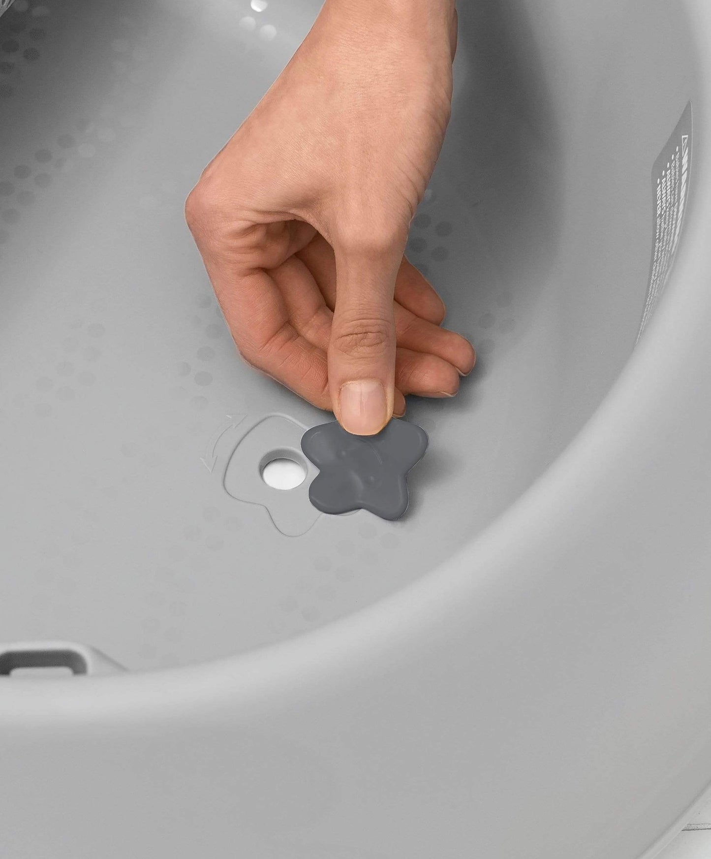 Moby 3 Stage Baby Bath - Grows With Baby Through Three Stages For Full Body Or Seated Support