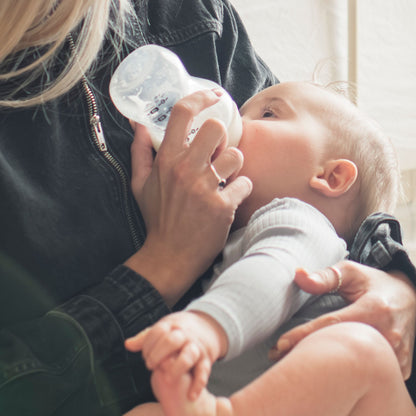 Easiwar Complete Baby Feeding Set - Natural Start And Anti-Colic Bottles With Electric Steriliser
